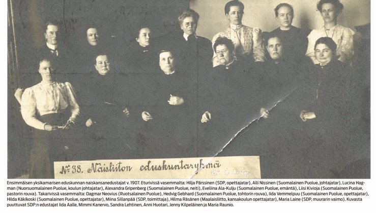 naisliiton eduskuntaryhmä 1907 v.